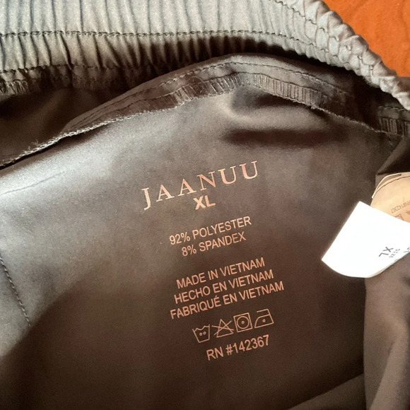Jaanuu NWT scrub pants - XL (E1) - Picture 4 of 4